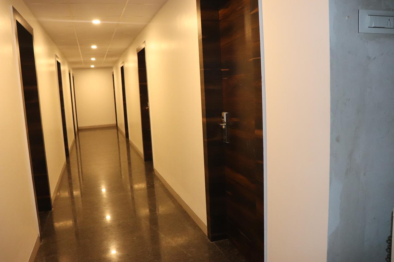 Venkateshwar Hotel Аурангабад Екстериор снимка